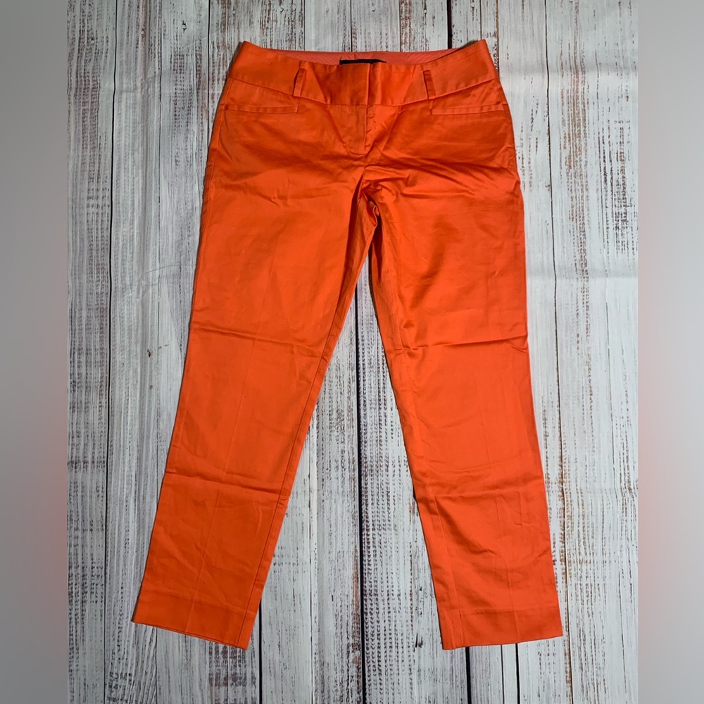 NWOT The Limited Drew Fit orange pants. Size 4.